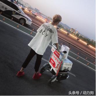 曾经懵懂无知的少年已经步入中年,曾经的年少轻狂不知不觉18年己过