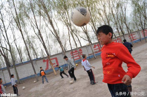 朝阳镇中心小学足球队,太谷小学足球比赛