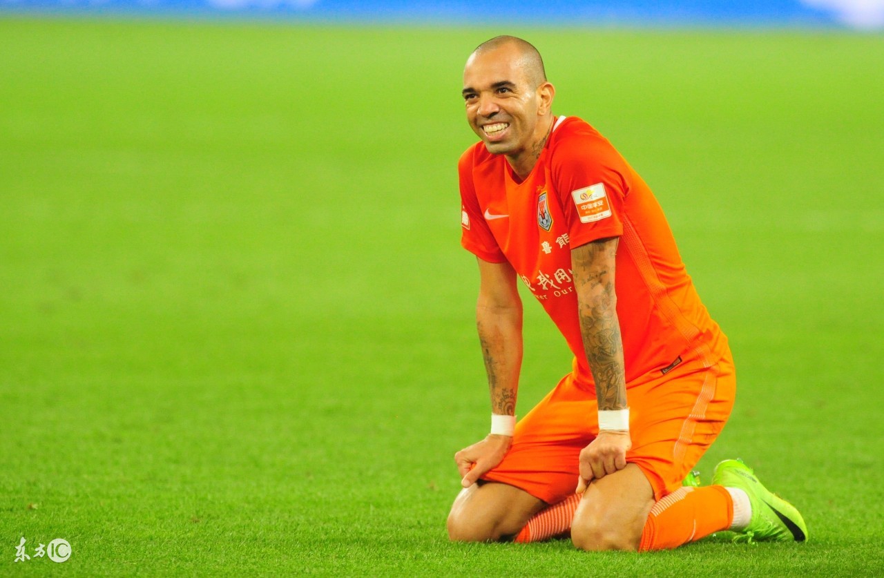 山东鲁能亚冠首胜,鲁能先拔头筹佩莱支点