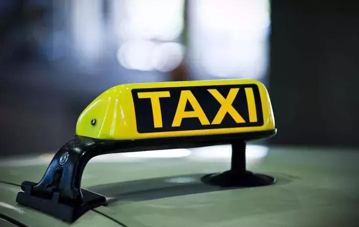 看完世界各国都用啥车跑出租，感觉国内的也该要升级了