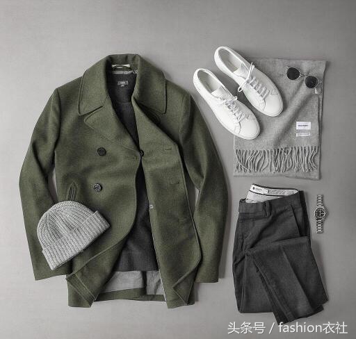 男士秋冬季大衣配什么裤子,男生秋冬季大衣穿搭