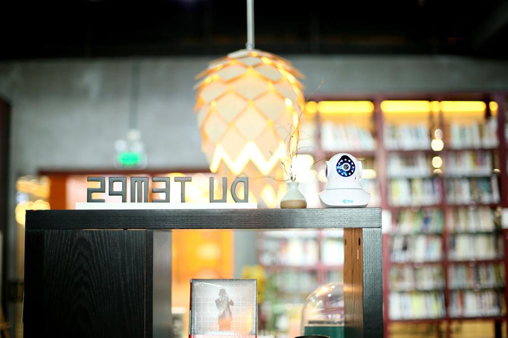 随身看如亲见，乔安居家小卫士