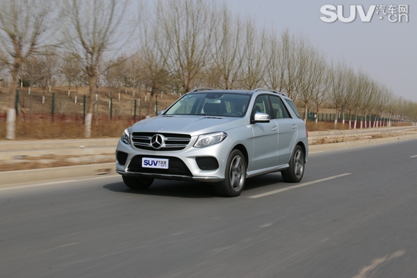 试驾奔驰gle4504matic,奔驰gle4504matic上路
