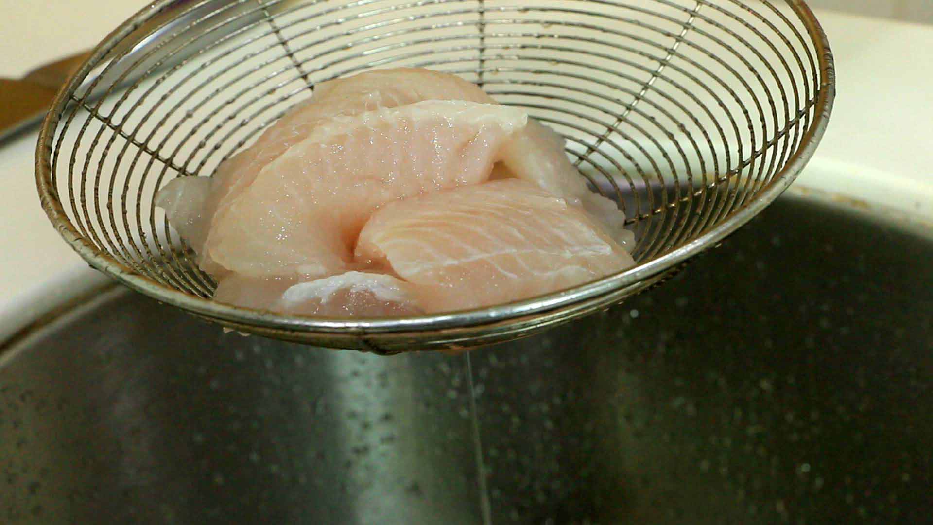 香煎鱼排饭店做法,香煎小鱼鱼排