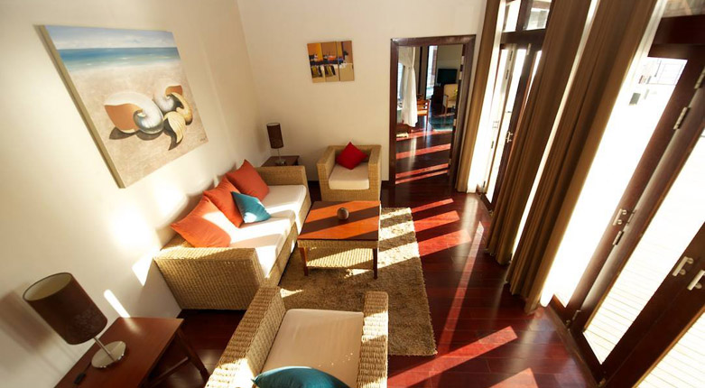 马尔代夫鲁滨逊岛美景,海岛旅游胜地马尔代夫岛