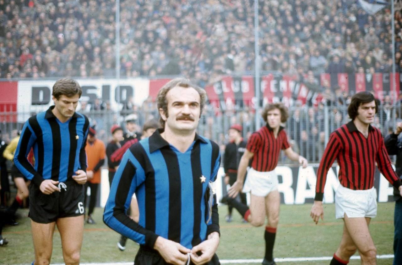 乌克兰足球十大球星,中国历史足球十大球星