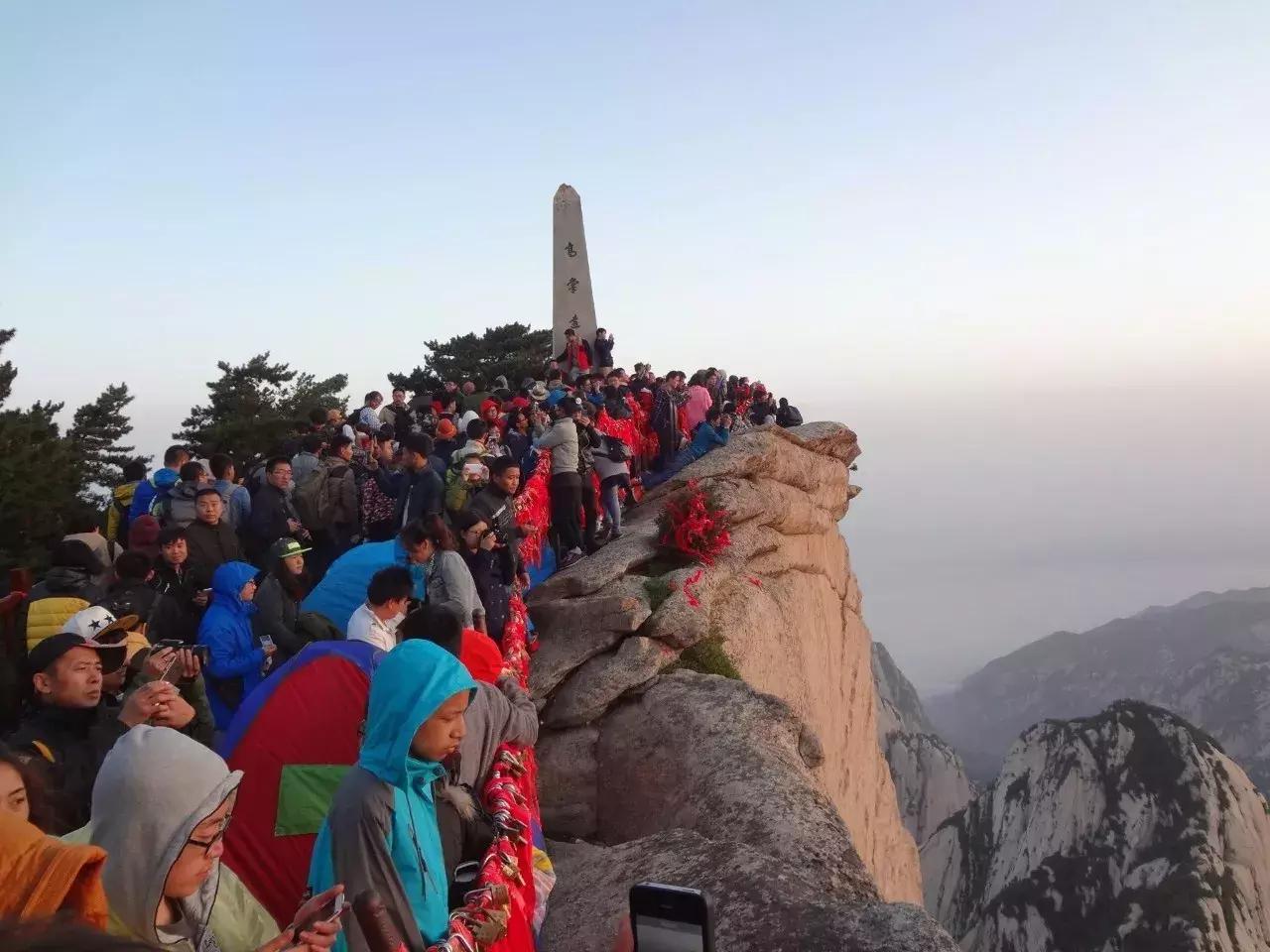 机票价格大跳水最低到0.7折啥情况,机票最低240元