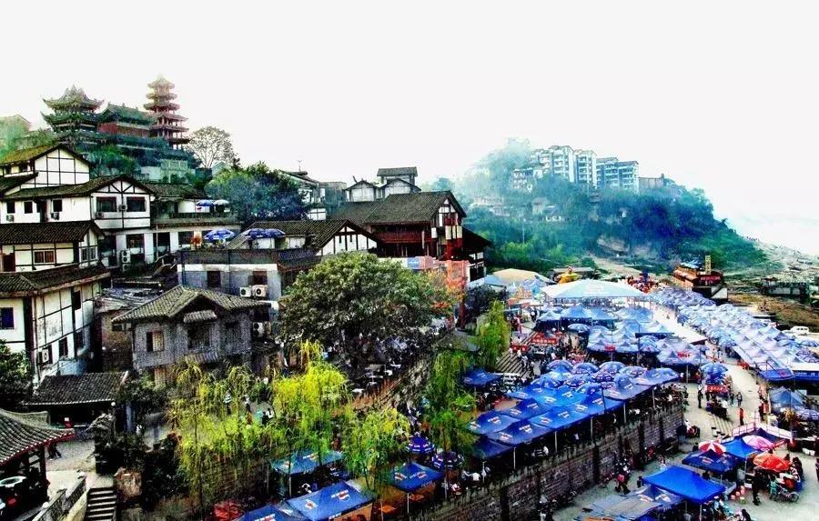 机票价格大跳水最低到0.7折啥情况,机票最低240元