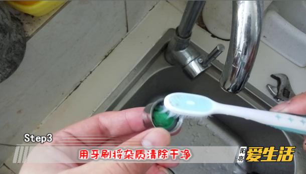 家里全部水龙头出水量小怎么办,水龙头水流越来越小如何清理