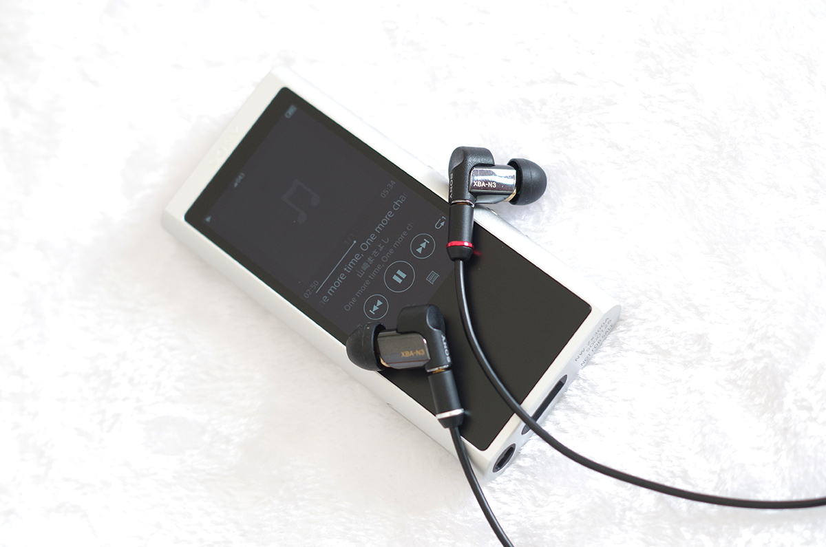 索尼黑砖推力,索尼sonynw-zx300a评测