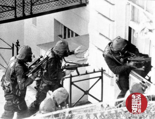 反恐行动战术小队套装,sas突击队装备