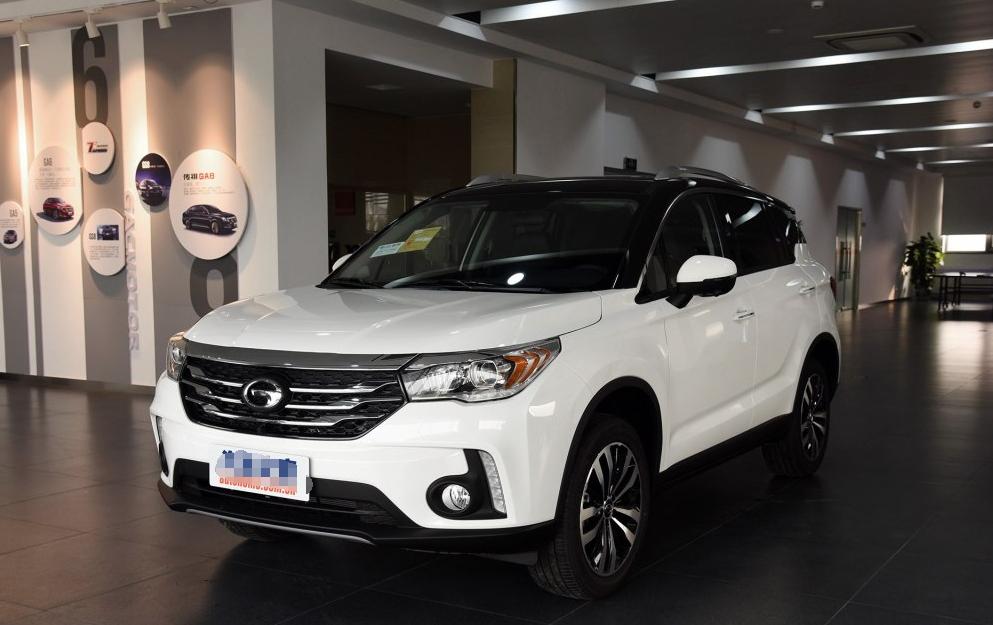 2018款广汽传祺gs4图片,2017款传祺gs4豪华智联版长宽高