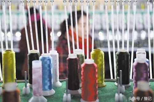 中国轻纺双城记,从绍兴到汝州,2.6万人的返乡回归路