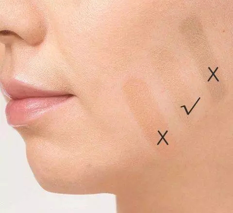 粉底液买错色号补救视频,粉底液买错色号怎么做修容