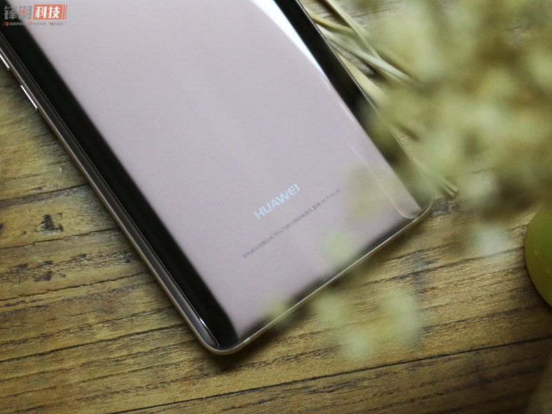 华为mate10深度上手体验,用了一年的华为mate10感觉如何