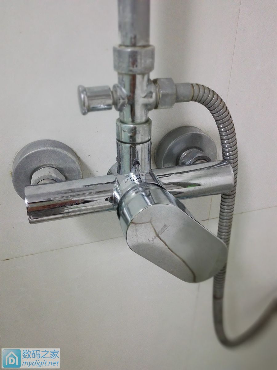 浴室龙头阀芯漏水修复,淋浴龙头漏水怎么换阀芯