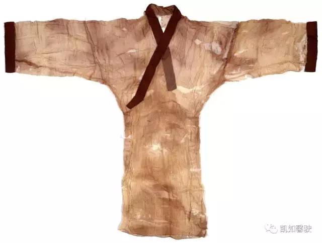 美丽香约香盈月之对照