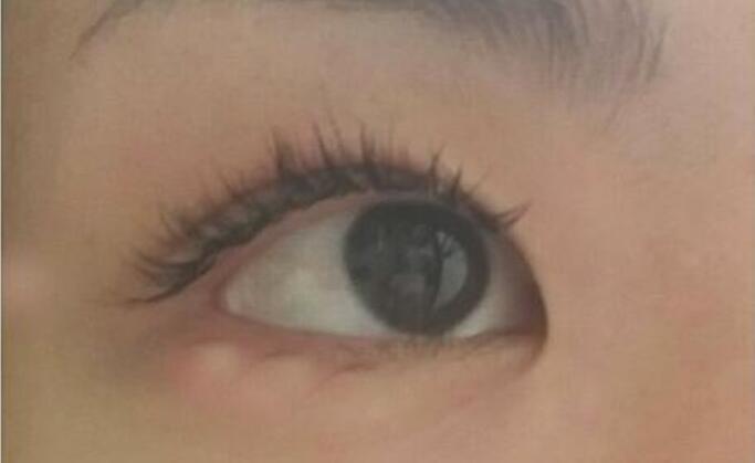 提升温柔感的清透的眼妆教程,好看的底妆眼妆