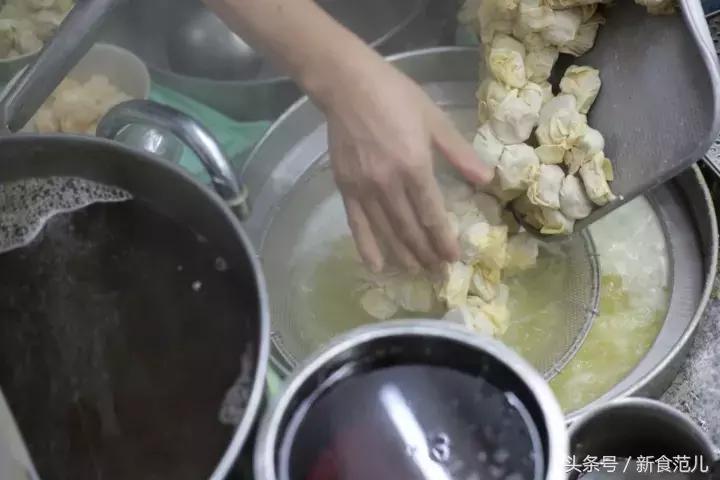 恭喜米其林香港，终于集齐“粥粉面饭”四大金刚