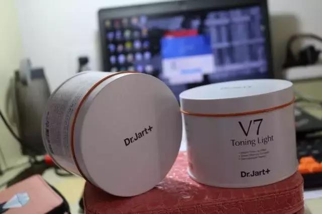 老国货经典素颜霜,曾白保湿素颜霜