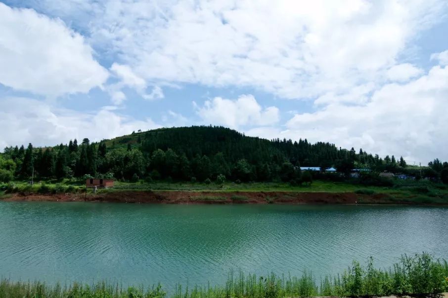 花安高速花溪段,花安高速沿途景区