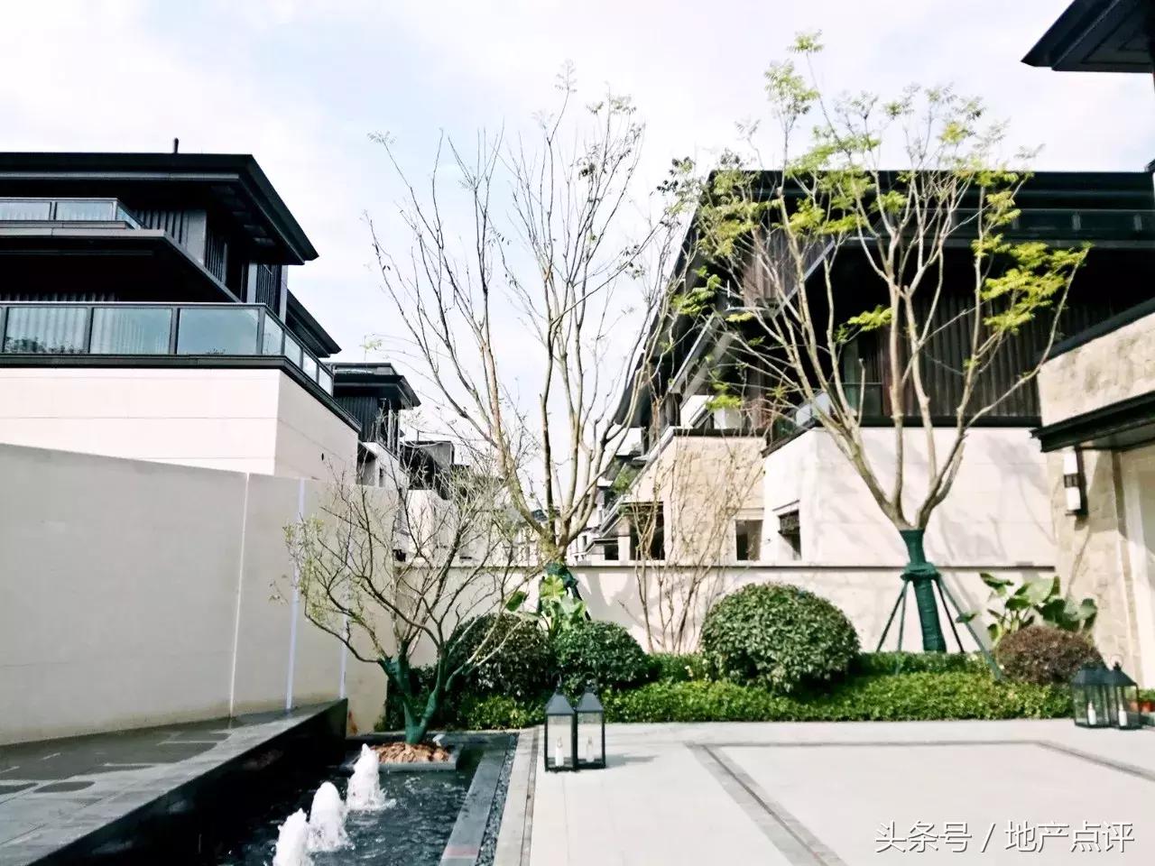 开间10.6米进深8.5米,开间10.6米进深10.5米一层