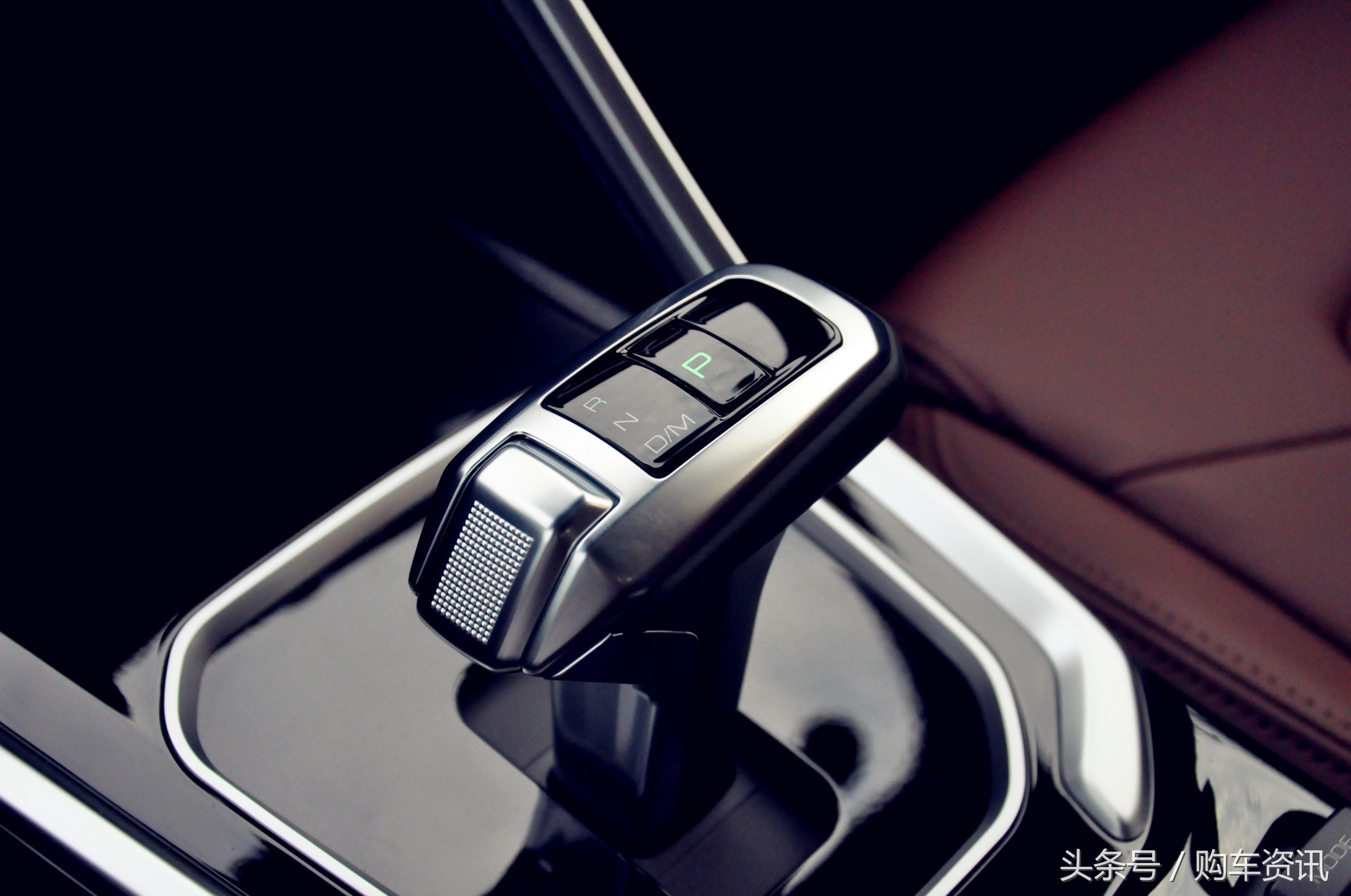 哈弗h6蓝标17款智尚版怎么挂挡,哈弗h6如何上牌子