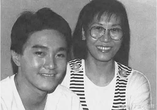 喜剧之王周星驰无奈表情图片,喜剧之王是周星驰的真实经历吗