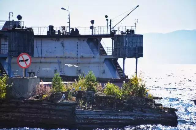 坐火车穿越俄罗斯西伯利亚,欧洲火车途经小镇