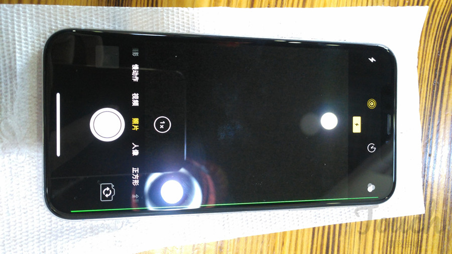 iphonex屏幕出现一条绿线,iphonex屏幕有一条绿线