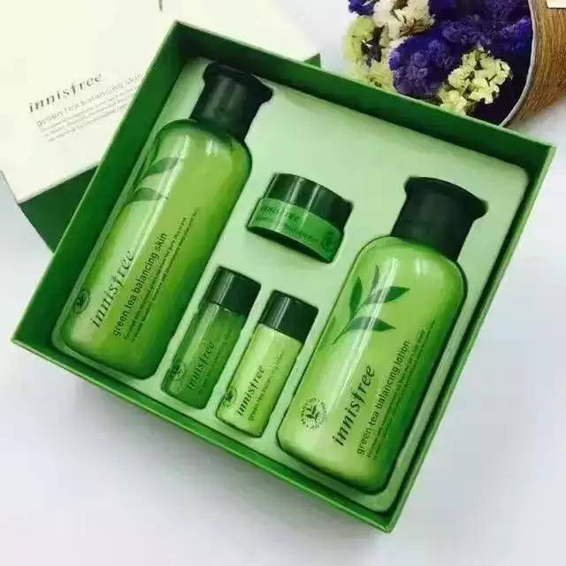 好用的水乳套盒清爽不油腻,水乳套装排行榜前十名学生秋冬