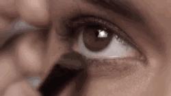 谁说平价没好货？这些逆天好用的眼影，2张毛爷爷内有找！