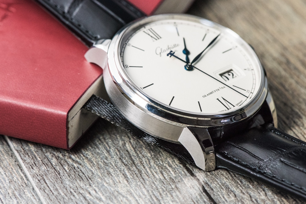 手表防水的误区你了解多少,手表是防水的好还是不防水的好呢