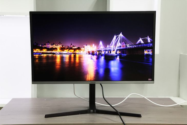 三星uh850显示器,三星量子点显示器uh850
