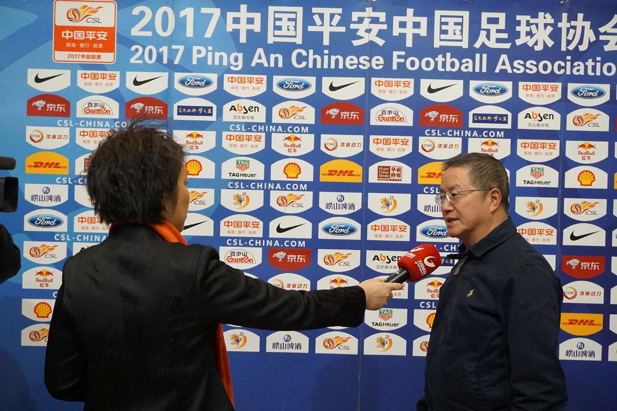 花式足球表演第一,ac米兰vs马竞中场秀花式起球