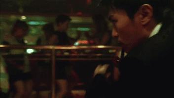 周星驰一张卫生纸的用处,一卷卫生纸也有它的作用