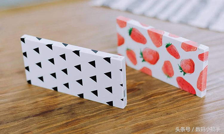 超薄超快小充电宝,大容量胶囊式充电宝