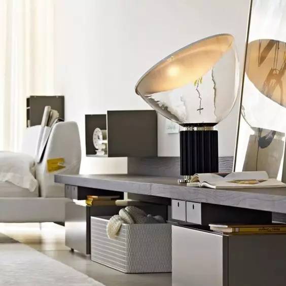 灯具的演变历史图片,中国与国外灯具设计理念对比