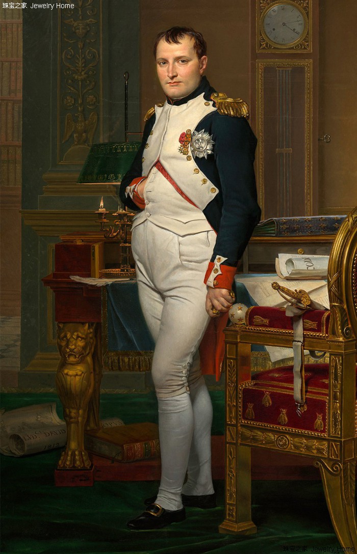 西装袖扣高级搭配,西装的扣子需要扣吗