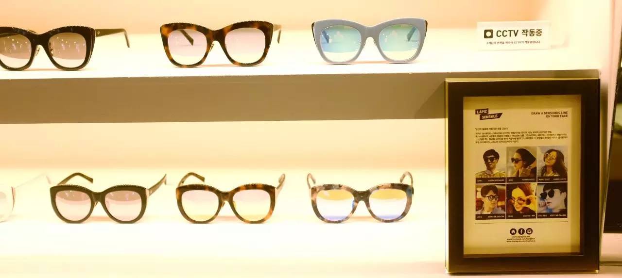 韩国街拍高清时装秀,韩国时装周街拍情侣