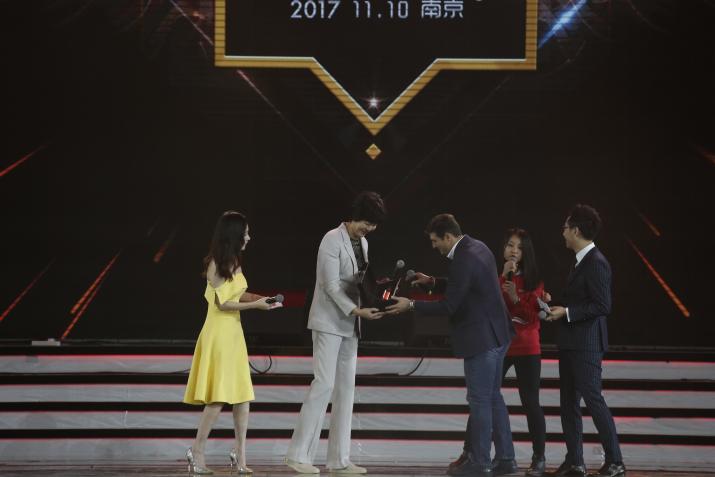 萨内蒂最后一场比赛球迷闯入球场,萨内蒂苏宁