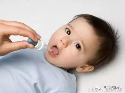 宝宝感冒了怎么办,宝宝感冒流清鼻涕