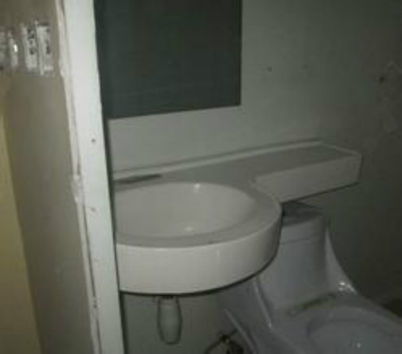 一个漏水的马桶一年能浪费多少水,一个马桶一年大概用多少自来水