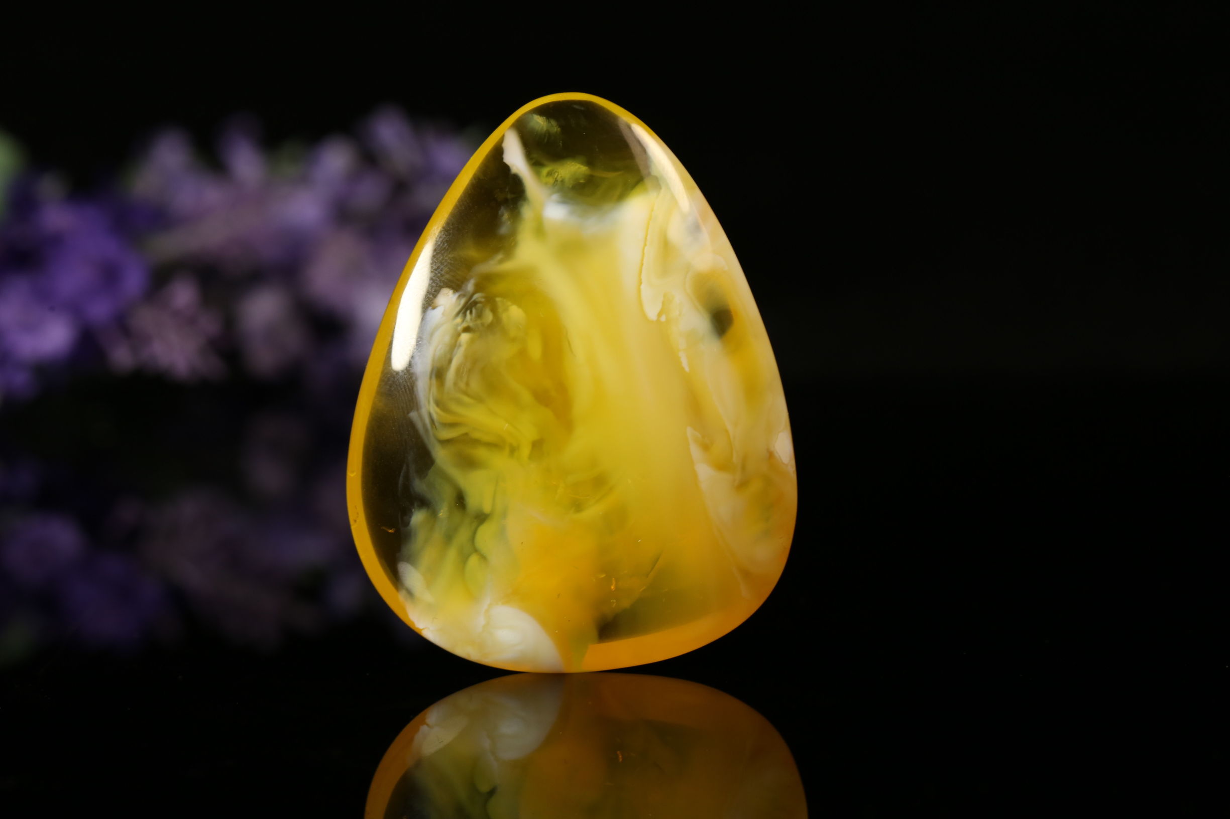 各种琥珀蜜蜡的卖点,带你欣赏不一样的琥珀蜜蜡