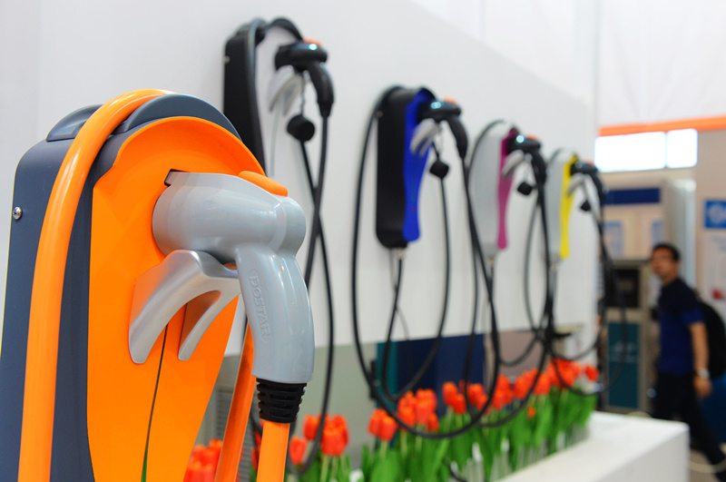 群雄逐鹿问鼎亚洲,群雄逐鹿问鼎巅峰