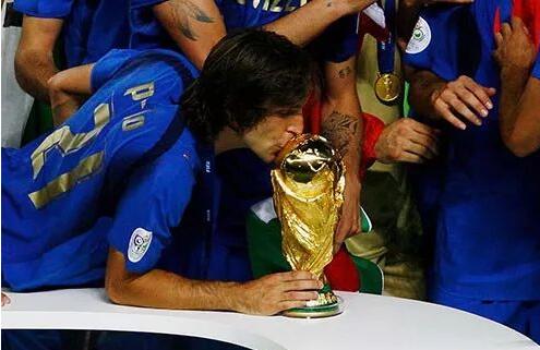 实况足球历代哈维阿隆索,实况足球传奇典藏曼联时刻