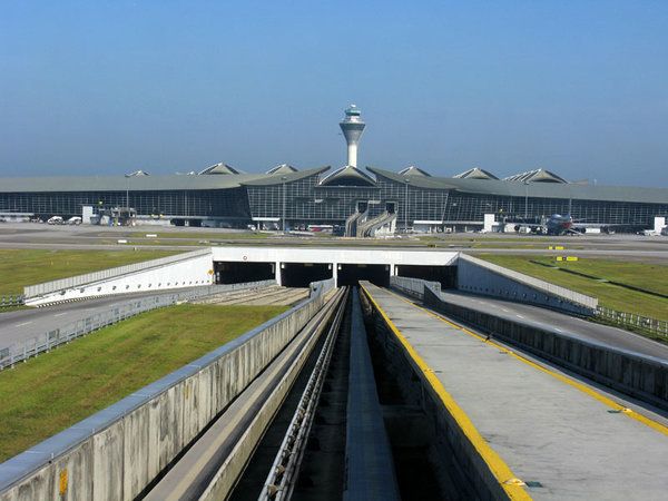 吉隆坡出行交通,吉隆坡机场交通攻略