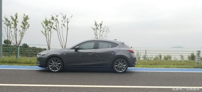 马自达3昂克赛拉提车高级感,马自达3昂克赛拉提车感受