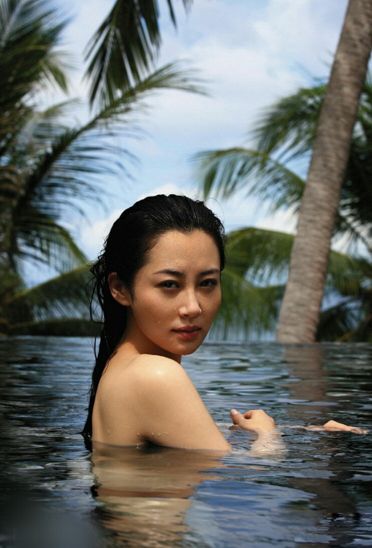 冻龄女神俞飞鸿图片,俞飞鸿和林志玲冻龄女神