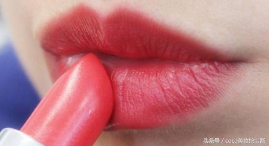 哪种的品牌口红滋润显白,最好用显白的大牌口红推荐